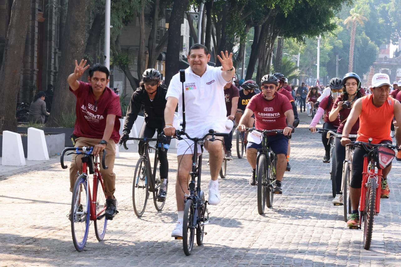 Armenta promueve el deporte y la cultura del esfuerzo con rodada en Puebla