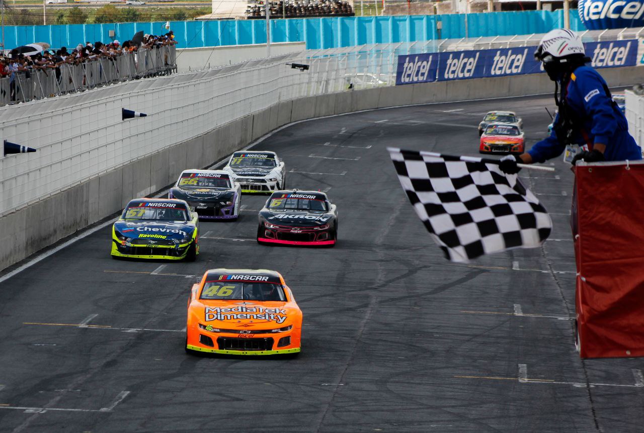 Regresa la adrenalina de la NASCAR México Series a Puebla
