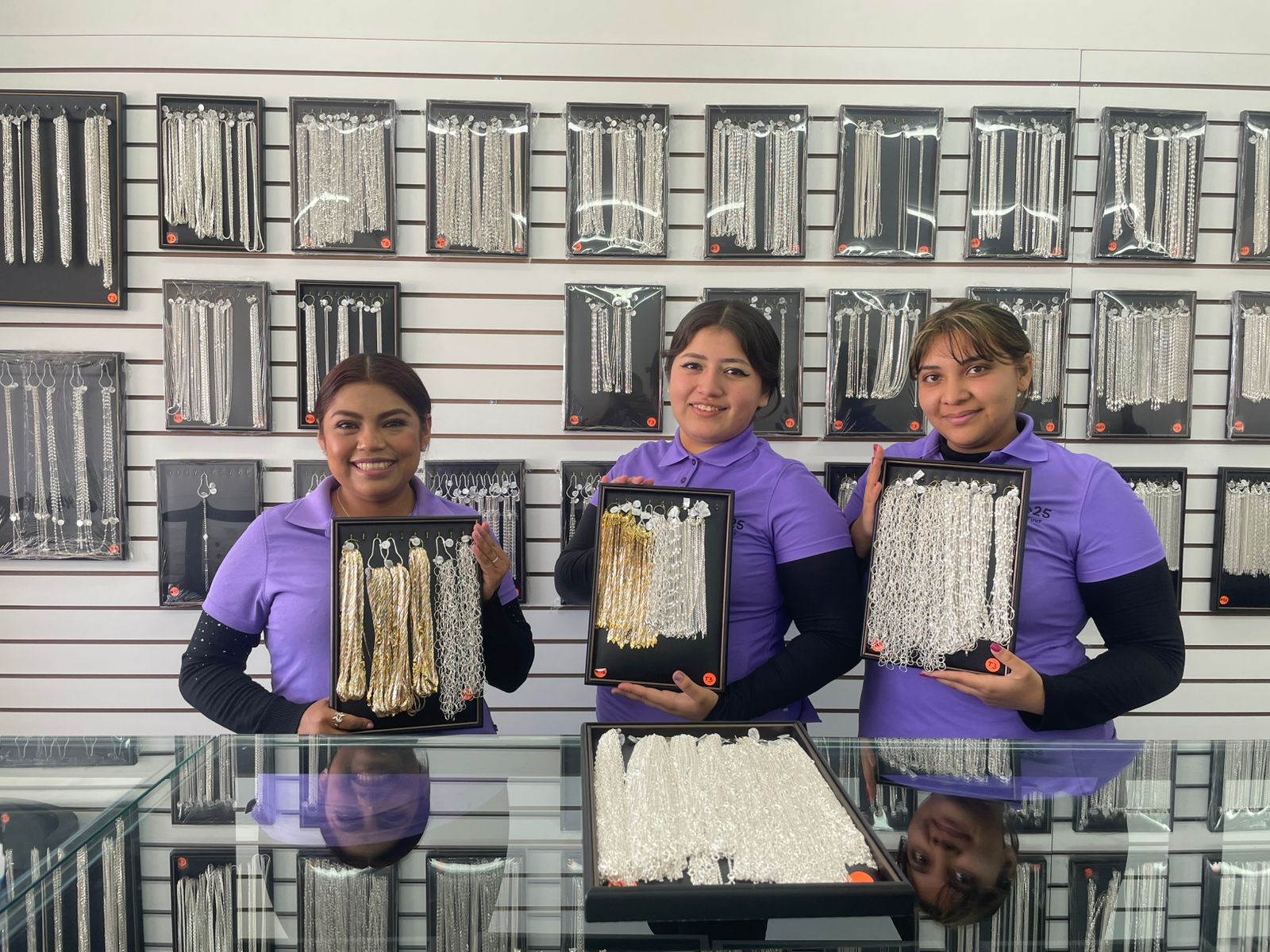 Regalos de plata para Navidad desde los 23 pesitos